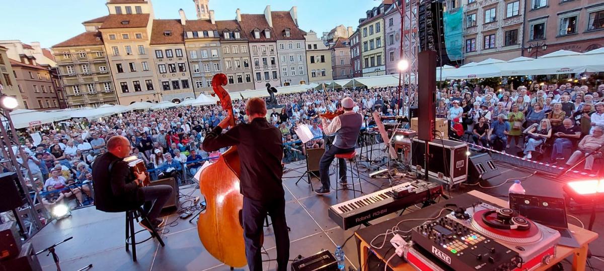 Karol Dobrowolski Trio & Ludovic Beier - Bleue Melancolie - Jazz Na Starówce 2023
